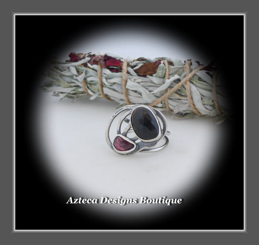 Rosecut Black Onyx Red Garnet Ring+Size 7+Argentium Silver Hand Fabricated Antique Finish